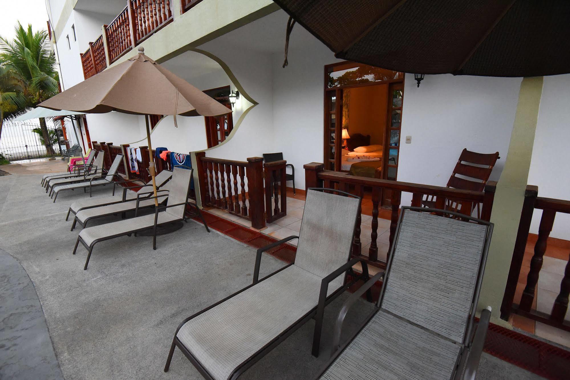 Hotel South Beach - Beachfront Jacó Dış mekan fotoğraf